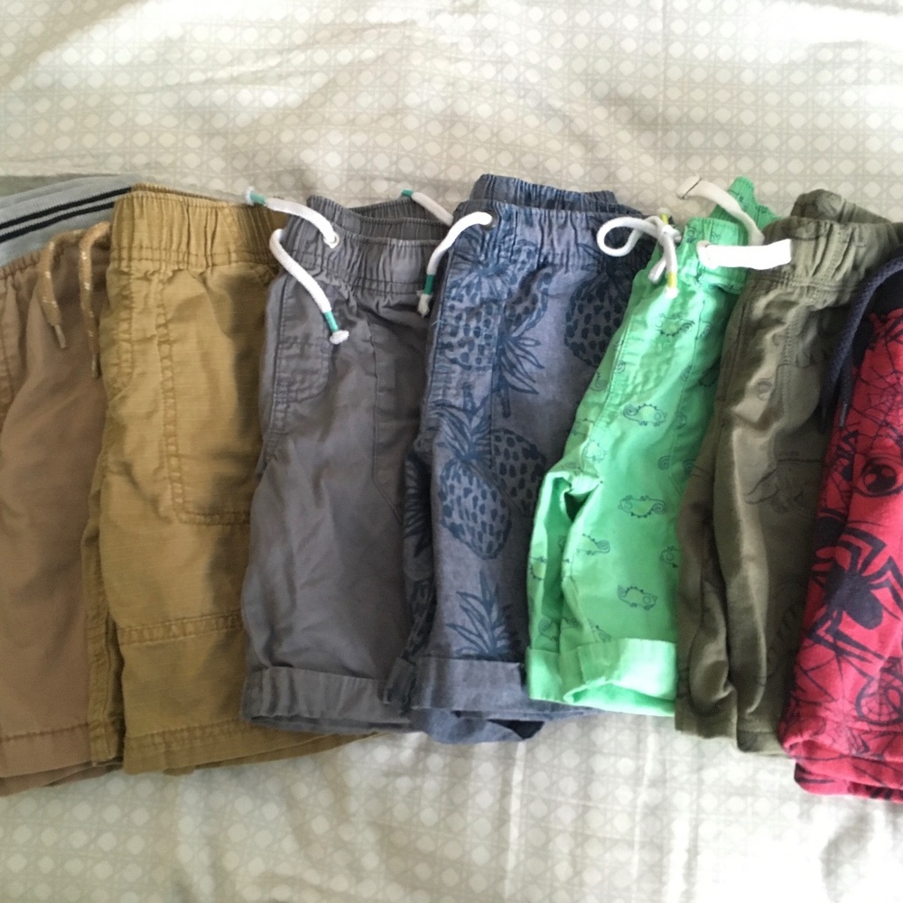 Lot of boys shorts 5T